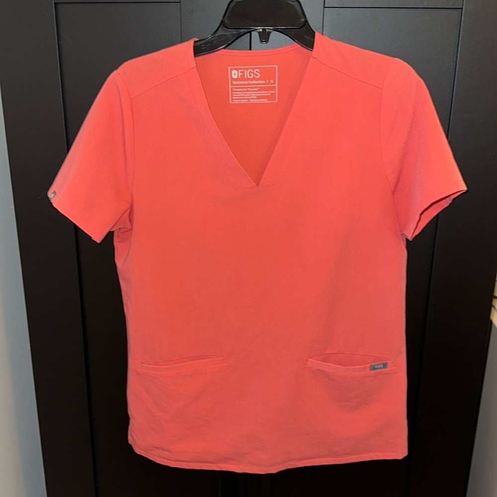 Figs Coral Scrub Top and Jogger Set
